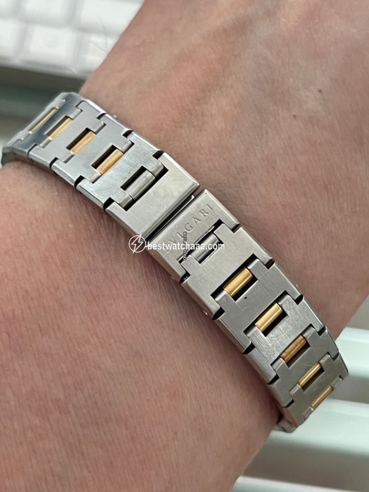 IMG_9081 Bulgari Bulgari Womens watch Quartz Gold Steel BB26SGD Replica 5