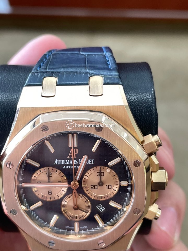 IMG_9081 Audemars Piguet Royal Oak Chronograph Mens watch Unisex Automatic Rose gold 26331OR.OO.D315CR.01 Replica 5