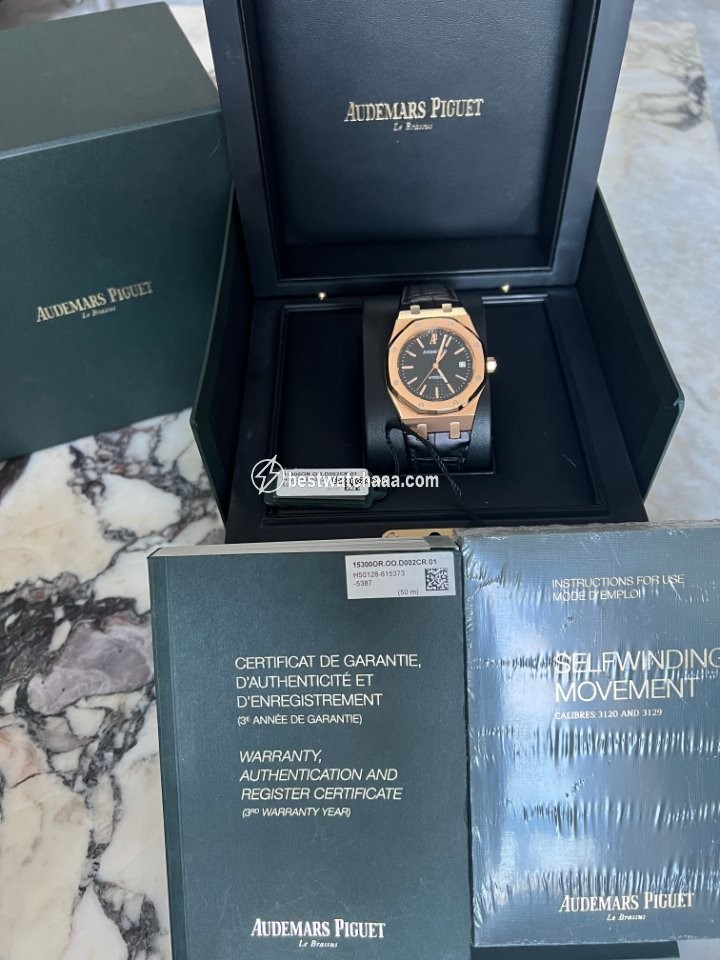 IMG_9081 Audemars Piguet Royal Oak Selfwinding Mens watch Unisex Automatic Rose gold 15300OR.OO.D002CR.01 Replica 5