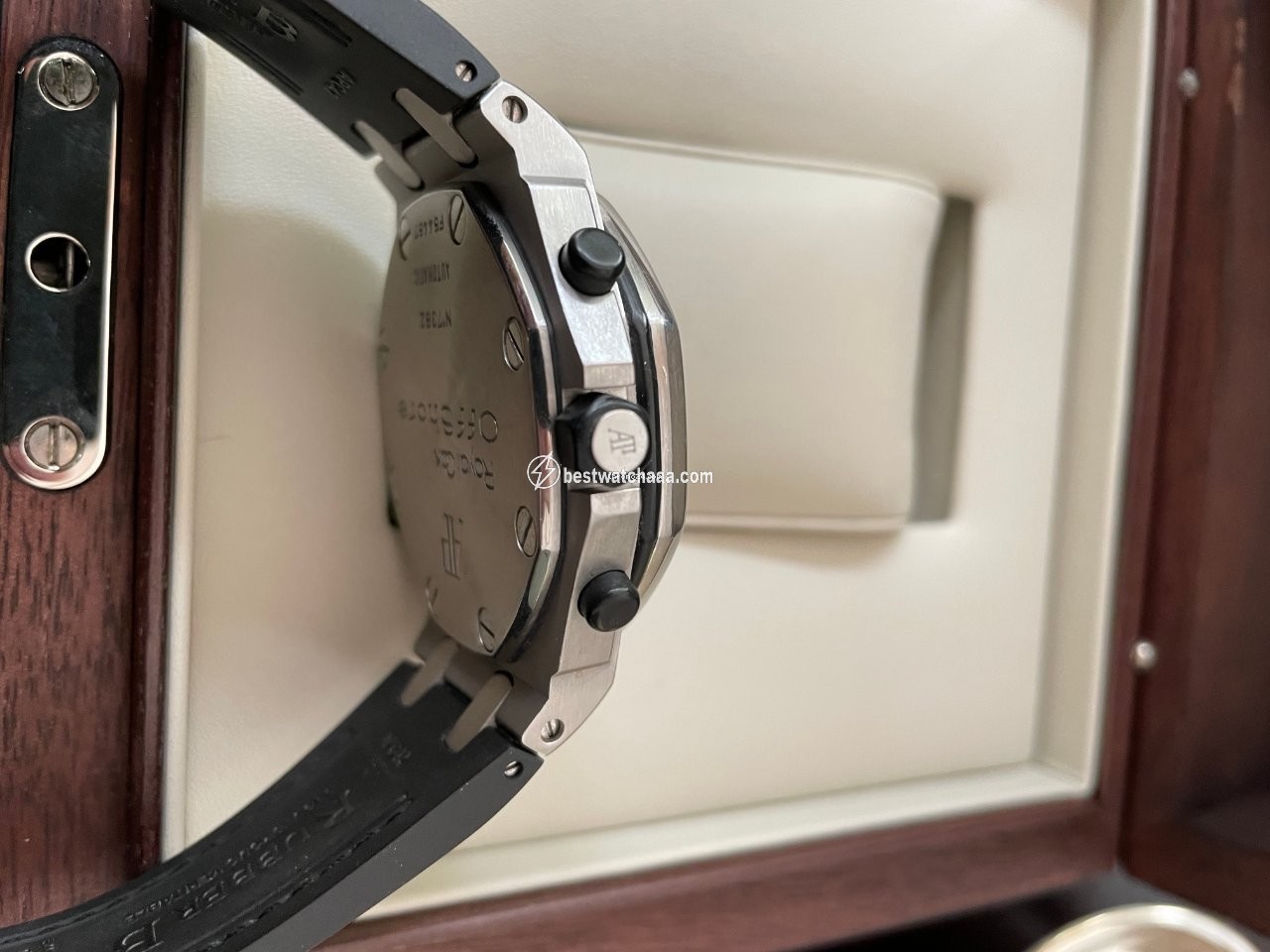 IMG_9081 Audemars Piguet Royal Oak Offshore Chronograph Mens watch Unisex Automatic Steel 26020ST.OO.D001IN.01.A Replica 5