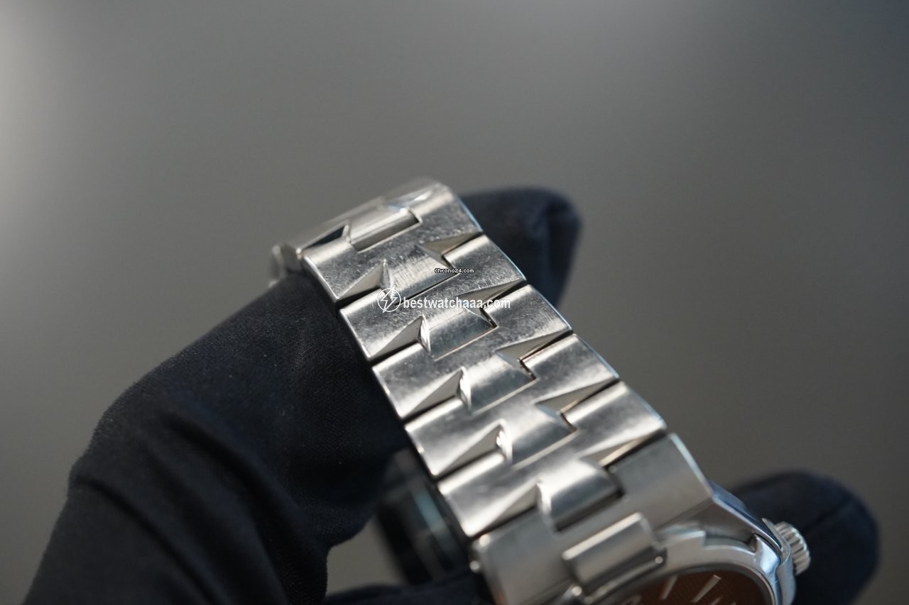 IMG_9081 Vacheron Constantin Overseas Mens watch Unisex Automatic Steel 47040 B01A-9094 Replica 5