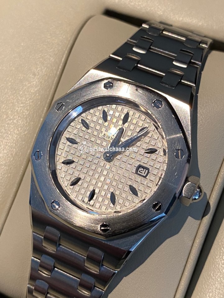 IMG_9081 Audemars Piguet Royal Oak Lady Womens watch Quartz Steel 67620ST.OO.D010CA.01 Replica 5