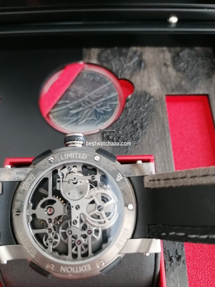 IMG_9081 Romain Jerome Mens watch Unisex Manual winding Titanium 1C45S.TTTR.5023.AR.TWF18 Replica 5