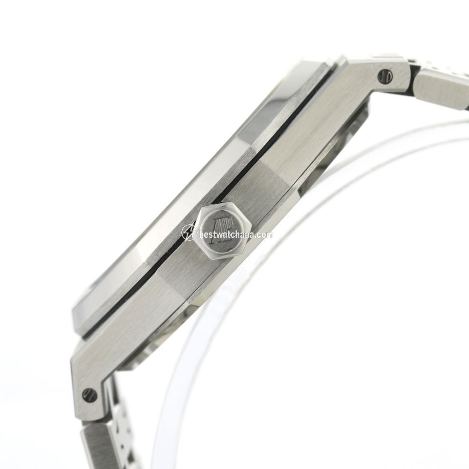 IMG_9081 Audemars Piguet Royal Oak Selfwinding Automatic Steel 15400 Replica 5