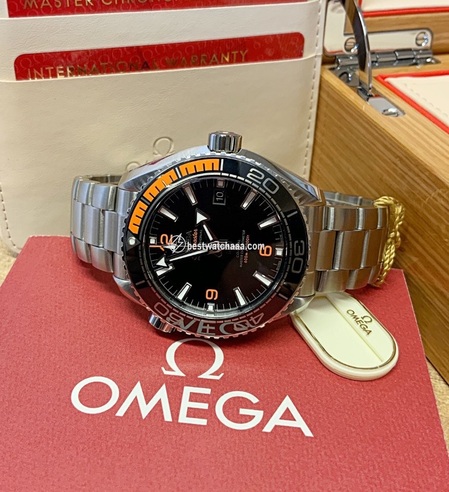 IMG_9081 Omega Seamaster Planet Ocean Mens watch Unisex Automatic Steel 215.30.44.21.01.002 Replica 5