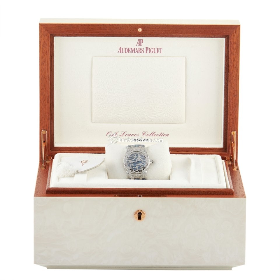 IMG_9081 Audemars Piguet Royal Oak Lady Mens watch Unisex Quartz White gold 67607BC.ZZ.D001SU.01 Replica 5