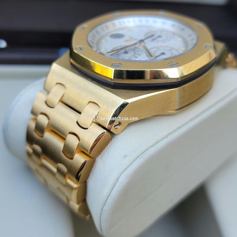IMG_9081 Audemars Piguet Royal Oak Offshore Chronograph Mens watch Unisex Automatic Yellow gold 25721BA.OO.1000BA.03 Replica 5
