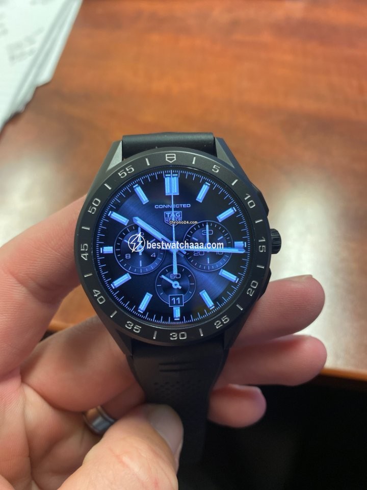 IMG_9081 TAG Heuer Connected Mens watch Unisex Quartz Titanium SBG8A80.BT6221 Replica 5
