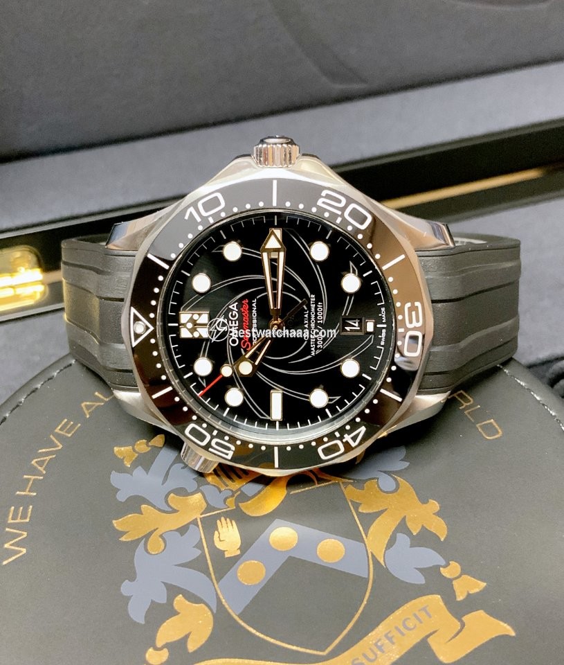 IMG_9081 Omega Seamaster Diver 300 M Mens watch Unisex Automatic Steel 210.22.42.20.01.004 Replica 5