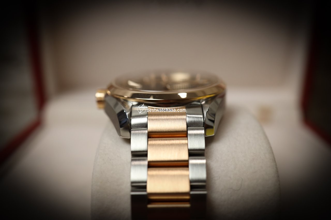 IMG_9081 Omega Seamaster Aqua Terra Mens watch Unisex Automatic Gold Steel 231.20.39.21.06.001 Replica 5