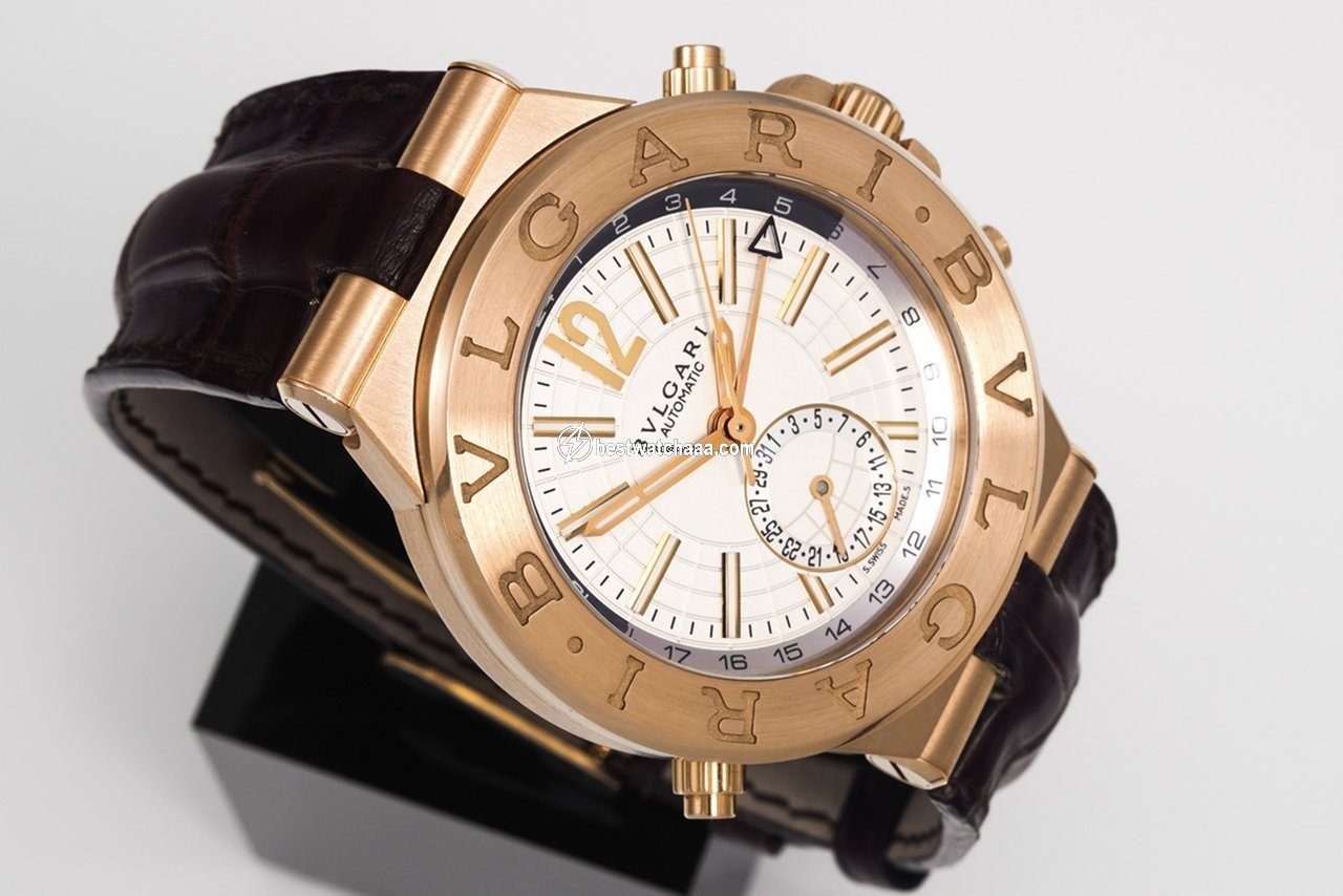 IMG_9081 Bulgari Diagono Mens watch Unisex Automatic Rose gold DGP 40 G GMT Replica 6