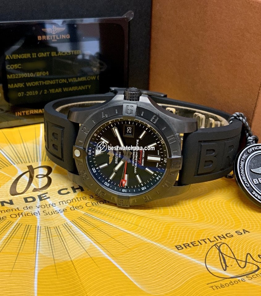 IMG_9081 Breitling Avenger II GMT Mens watch Unisex Automatic Steel M3239010 BF04 Replica 6