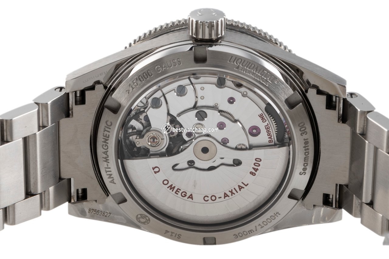 IMG_9081 Omega Seamaster 300 Mens watch Unisex Automatic Titanium 233.90.41.21.03.001 Replica 6