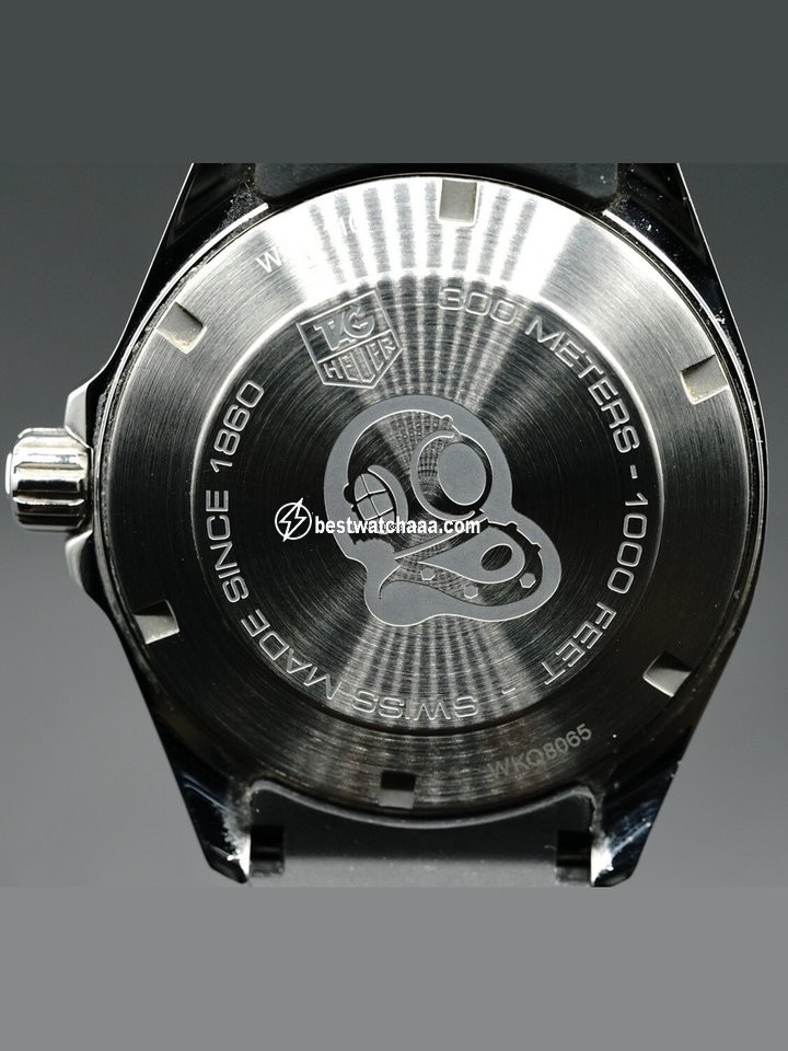 IMG_9081 TAG Heuer Aquaracer 300M Mens watch Unisex Quartz Steel WAY1110 Replica 6