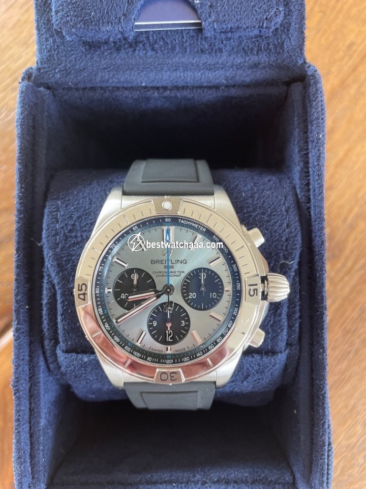 IMG_9081 Breitling Chronomat Mens watch Unisex Automatic Steel PB0134101C1S1 Replica 6