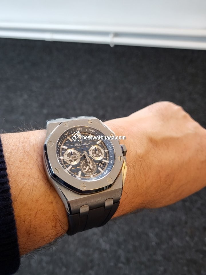 IMG_9081 Audemars Piguet Royal Oak Offshore Chronograph Mens watch Unisex Automatic Titanium Ref. 26480TI.OO.A027CA.01 Replica 6