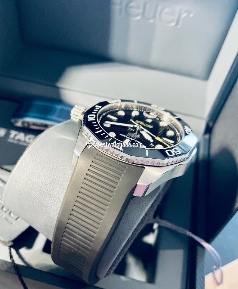 IMG_9081 TAG Heuer Aquaracer 300M Mens watch Unisex Automatic Steel WPB201A.FT6197 Replica 6