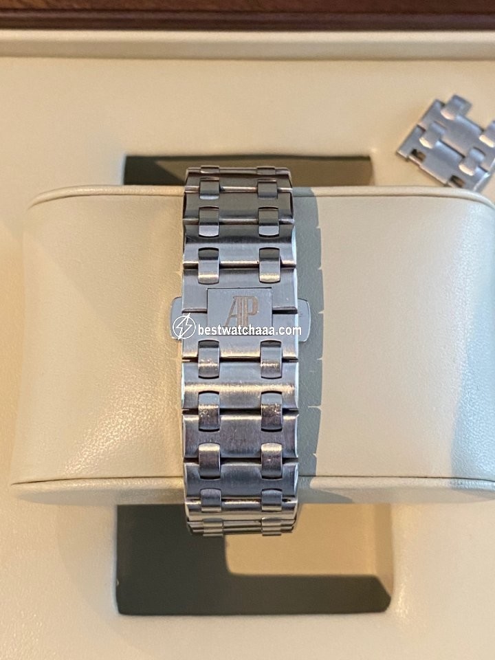 IMG_9081 Audemars Piguet Royal Oak Lady Womens watch Quartz Steel 67620ST.OO.D010CA.01 Replica 6