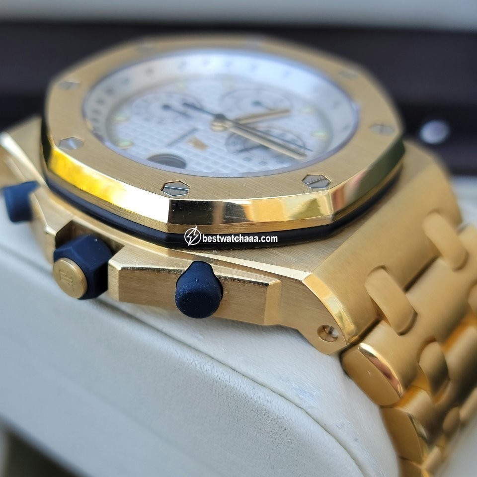 IMG_9081 Audemars Piguet Royal Oak Offshore Chronograph Mens watch Unisex Automatic Yellow gold 25721BA.OO.1000BA.03 Replica 6