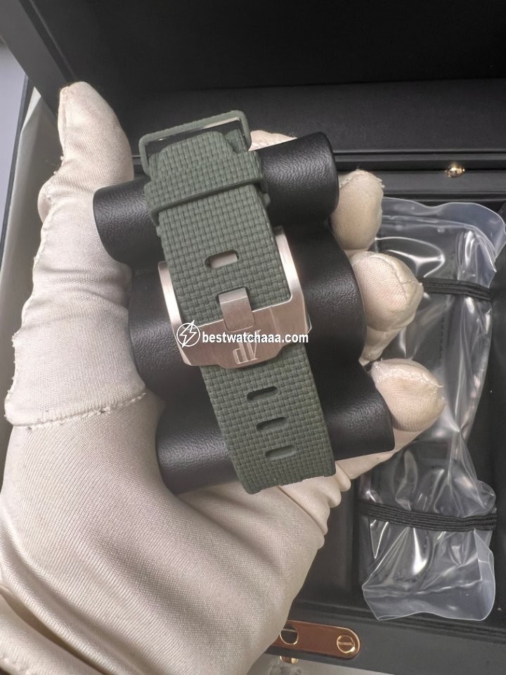 IMG_9081 Audemars Piguet Royal Oak Offshore Chronograph Mens watch Unisex Automatic Titanium 26238TI.OO.A056CA.01 Replica 6