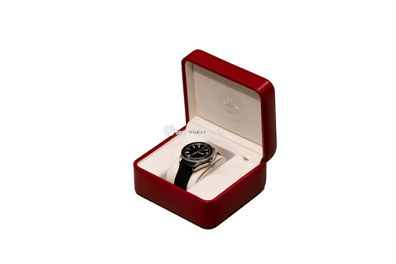 IMG_9081 Omega Seamaster Planet Ocean Mens watch Unisex Automatic Steel 232.32.46.21.01.003 Replica 6