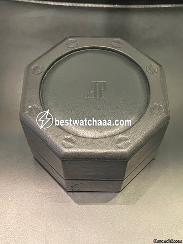 IMG_9081 Audemars Piguet Royal Oak Womens watch Quartz Gold Steel SA66319 Z 0722 Replica 6