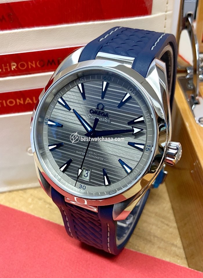 IMG_9081 Omega Seamaster Aqua Terra Mens watch Unisex Automatic Steel 220.12.41.21.06.001 Replica 7