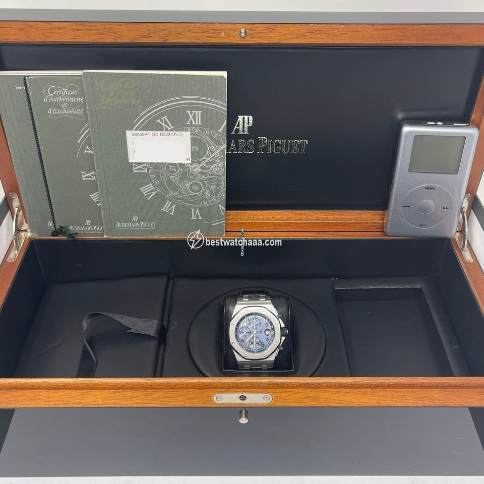 IMG_9081 Audemars Piguet Royal Oak Offshore Chronograph Mens watch Unisex Automatic Platinum 26055PT.OO.D028CR.01 Replica 7