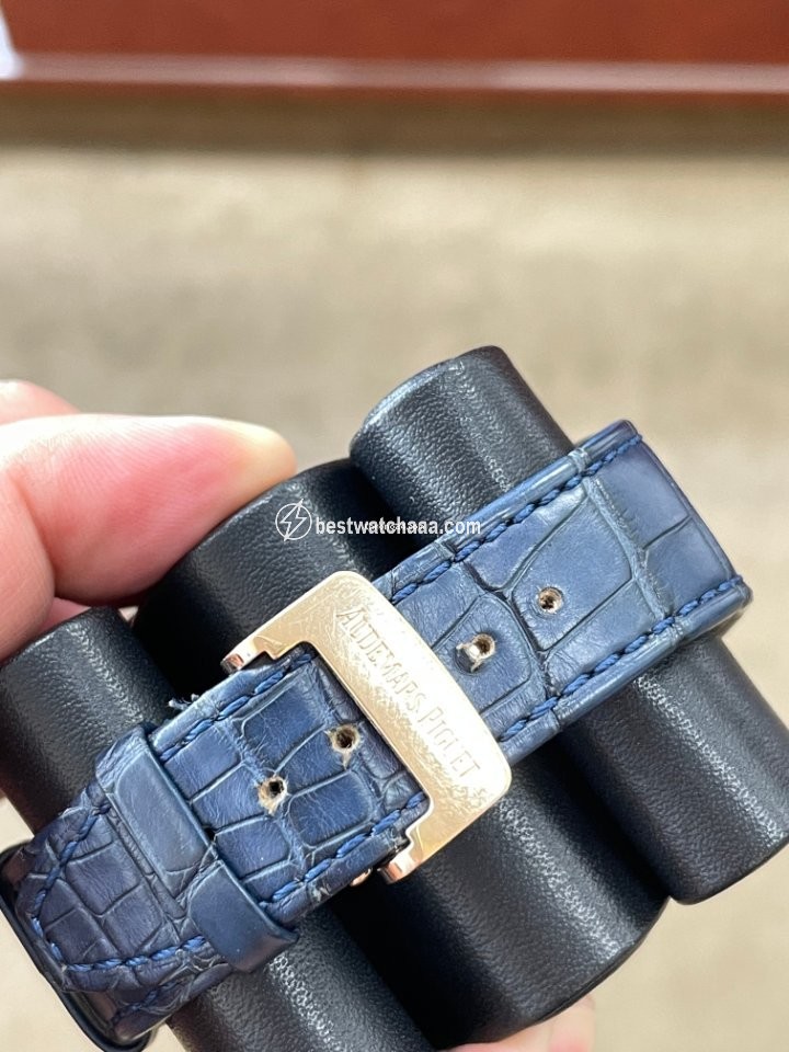 IMG_9081 Audemars Piguet Royal Oak Chronograph Mens watch Unisex Automatic Rose gold 26331OR.OO.D315CR.01 Replica 7