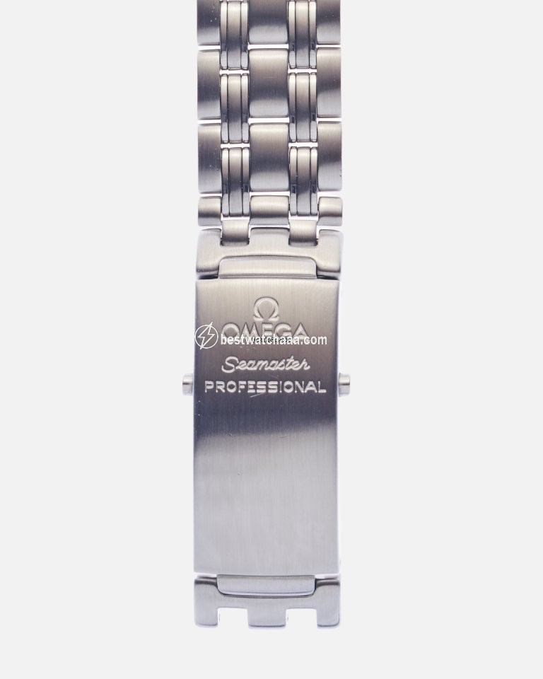 IMG_9081 Omega Seamaster Diver 300 M Mens watch Unisex Automatic Steel 212.30.36.20.01.001 Replica 7