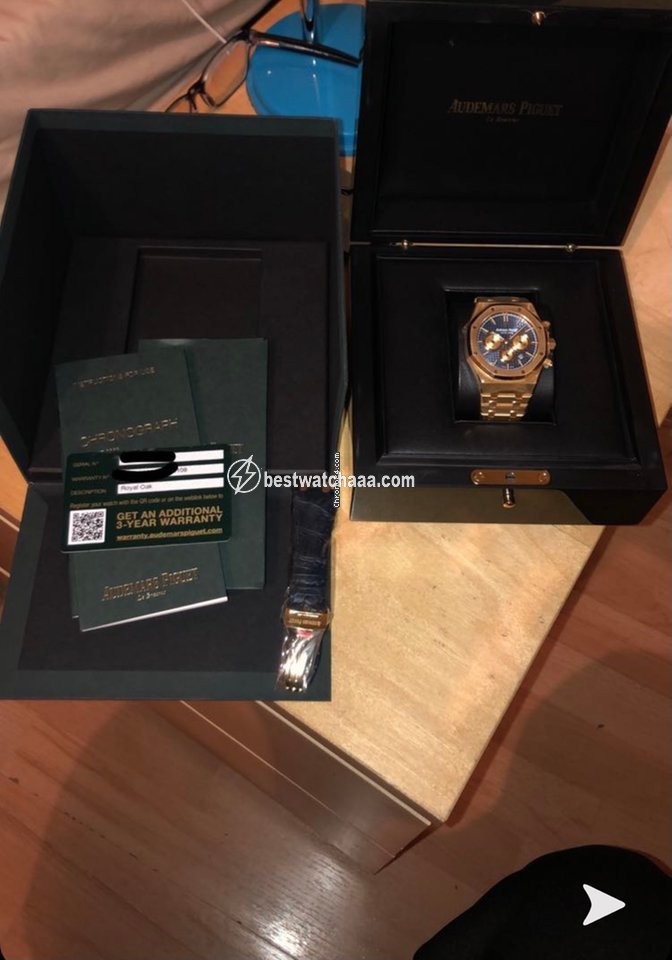 IMG_9081 Audemars Piguet Royal Oak Chronograph Mens watch Unisex Automatic Yellow gold 26331BA.OO.1220BA01 Replica 7