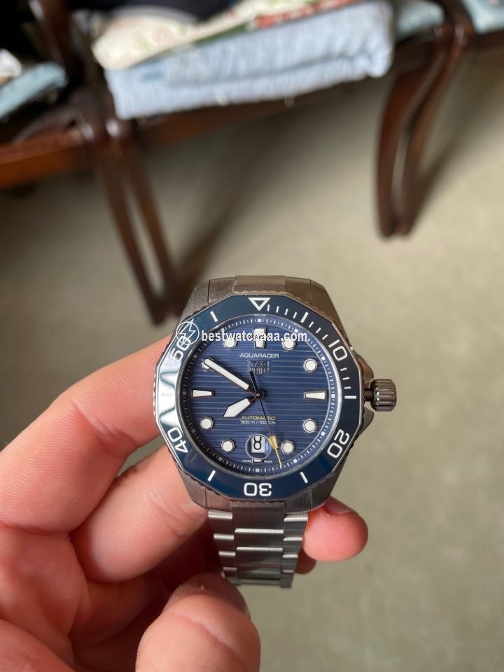 IMG_9081 TAG Heuer Aquaracer 300M Mens watch Unisex Automatic Steel WBP201B.BA0632 Replica 7