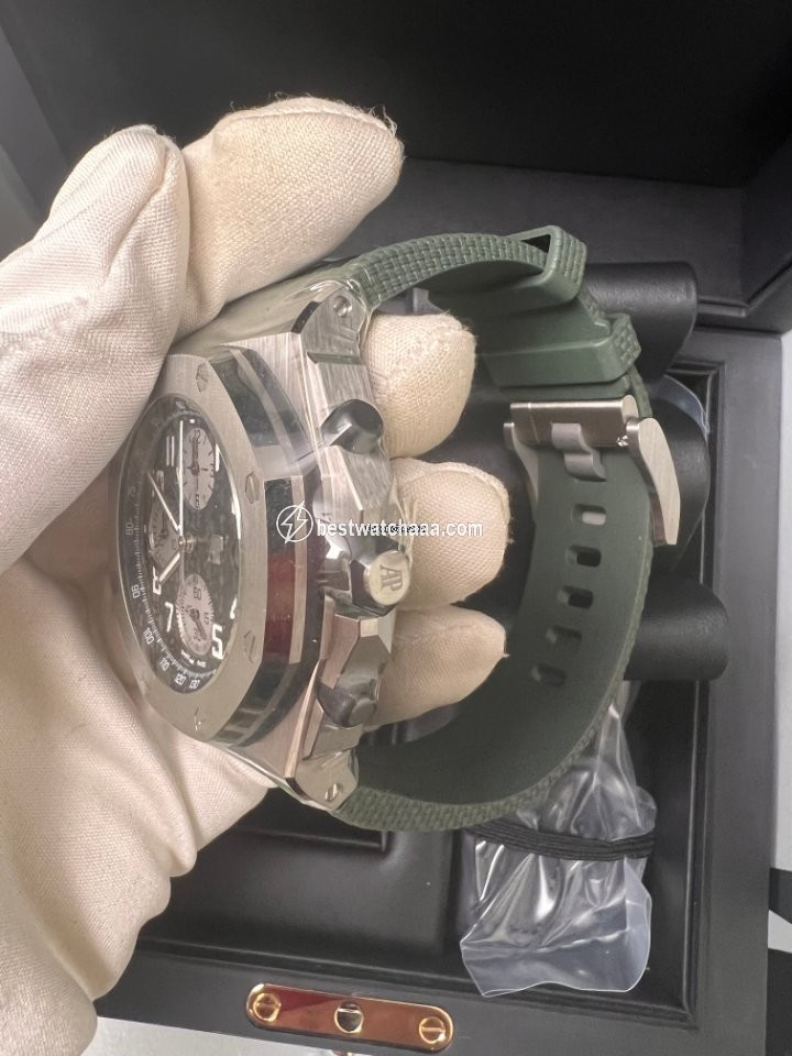 IMG_9081 Audemars Piguet Royal Oak Offshore Chronograph Mens watch Unisex Automatic Titanium 26238TI.OO.A056CA.01 Replica 7