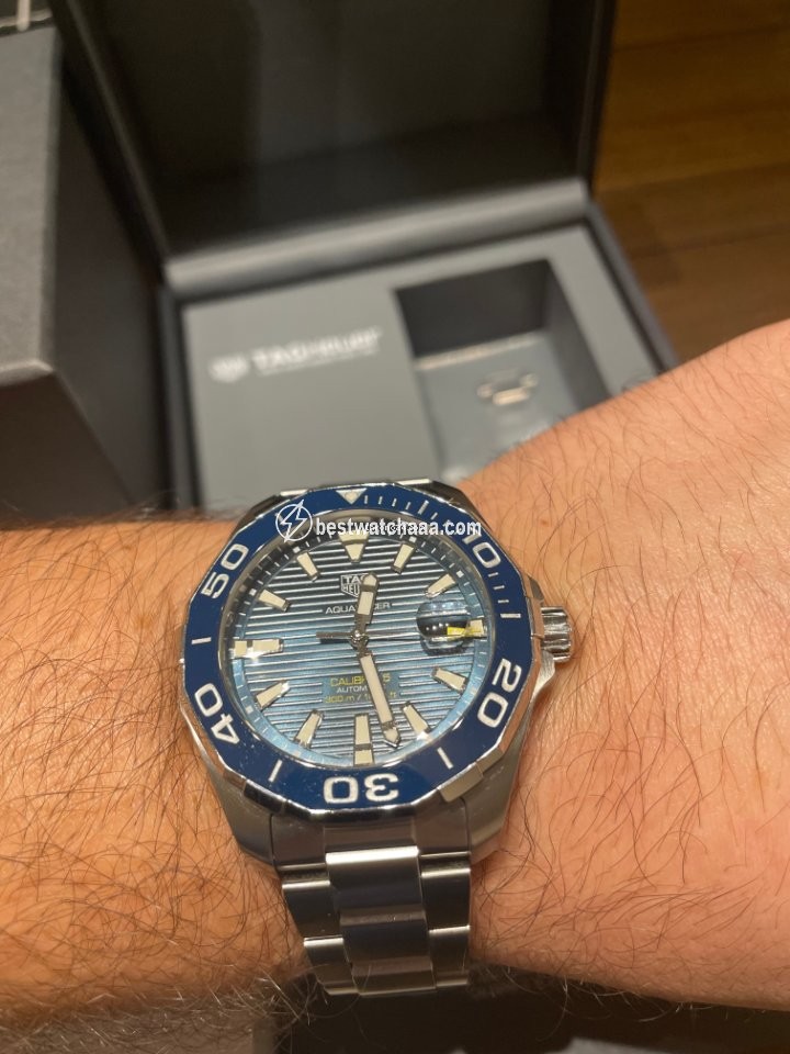 IMG_9081 TAG Heuer Aquaracer 300M Mens watch Unisex Automatic Steel WAY201B.FT6150 Replica 7