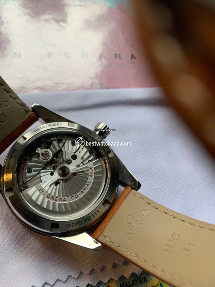 IMG_9081 Omega Seamaster 300 Mens watch Unisex Automatic 23332412101002 Replica 7