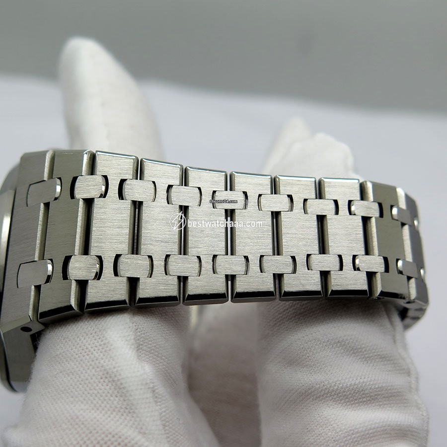 IMG_9081 Audemars Piguet Royal Oak Mens watch Unisex Automatic Steel 15500ST Replica 7