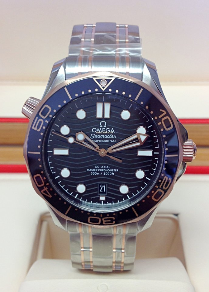 IMG_9081 Omega Seamaster Diver 300 M Mens watch Unisex Automatic Gold Steel 210.20.42.20.01.001 Replica 8