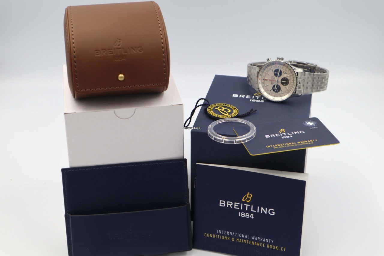 IMG_9081 Breitling Navitimer 1 B01 Chronograph 43 Mens watch Unisex Automatic Steel AB0121211G1A1 Replica 8