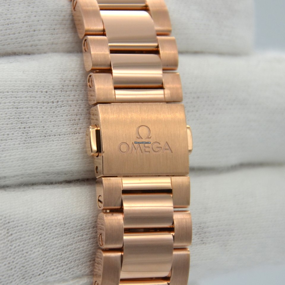 IMG_9081 Omega Seamaster Aqua Terra Womens watch Automatic Rose gold 220.55.34.20.99.004 Replica 8