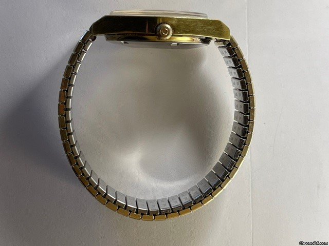 IMG_9081 Omega Mens watch Unisex Automatic Gold Steel 1660141 Replica 8