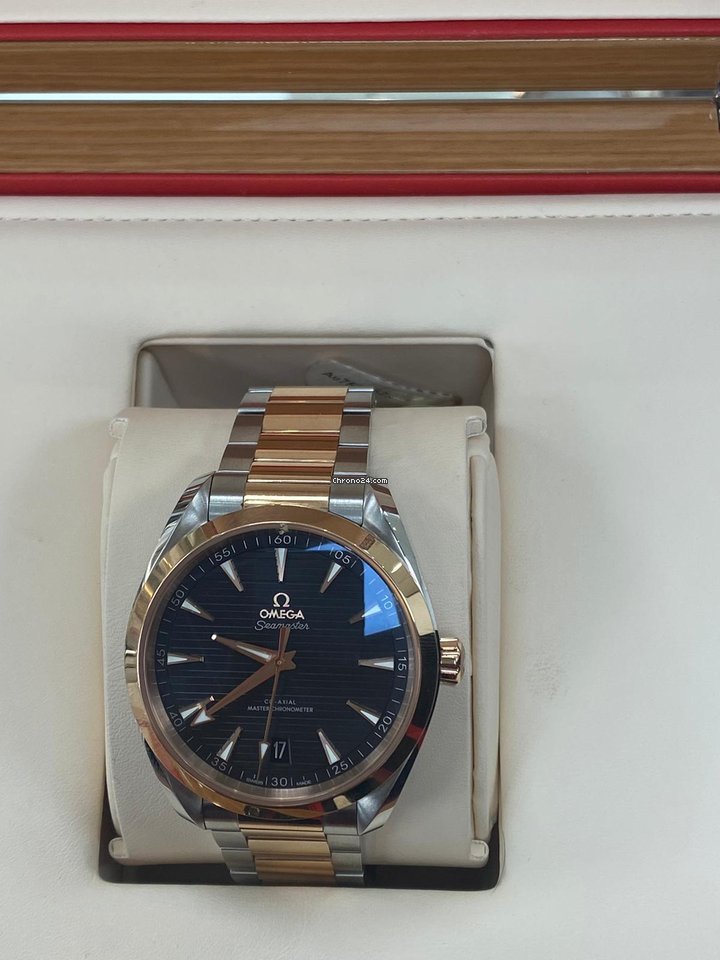 IMG_9081 Omega Seamaster Aqua Terra Mens watch Unisex Automatic Gold Steel 220.20.41.21.06.001 Replica 8