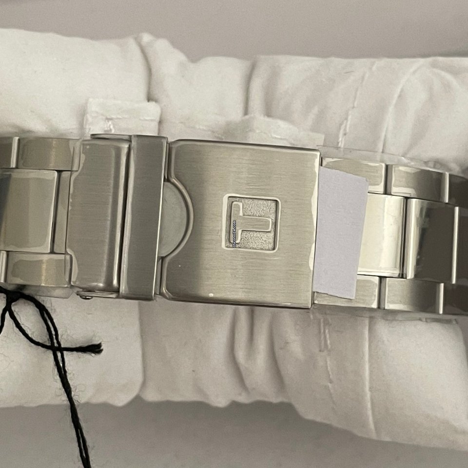 IMG_9081 Tissot Seastar 1000 Mens watch Unisex Quartz Steel T120.417.11.051.01 Replica 8