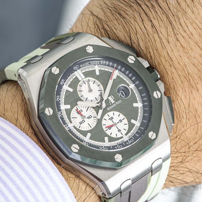 IMG_9081 Audemars Piguet Royal Oak Offshore Chronograph Mens watch Unisex Automatic Steel 26400SO.OO.A055CA.01 Replica 8
