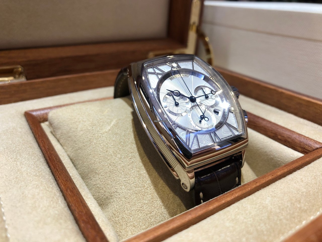 IMG_9081 Breguet Heritage Mens watch Unisex Automatic White gold 5400BB 12 9V6 Replica 8
