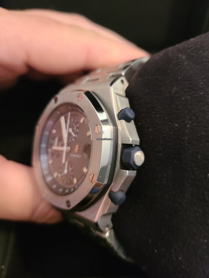 IMG_9081 Audemars Piguet Royal Oak Offshore Chronograph Mens watch Unisex Automatic Titanium 25721TI.O.1000TI.01 Replica 8