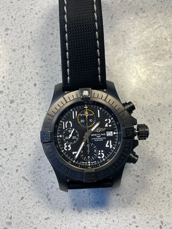 IMG_9081 Breitling Avenger Mens watch Unisex Automatic Titanium V13317101B1X2 Replica 8