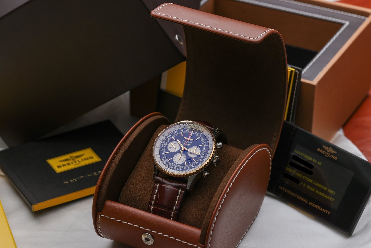 IMG_9081 Breitling Navitimer 01 (46 MM) Mens watch Unisex Automatic Gold Steel UB012721 BE18 Replica 8