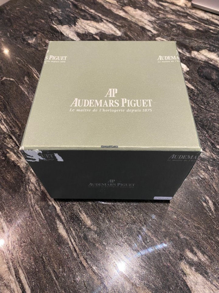 IMG_9081 Audemars Piguet Royal Oak Lady Womens watch Quartz Steel 67620ST.OO.D010CA.01 Replica 8