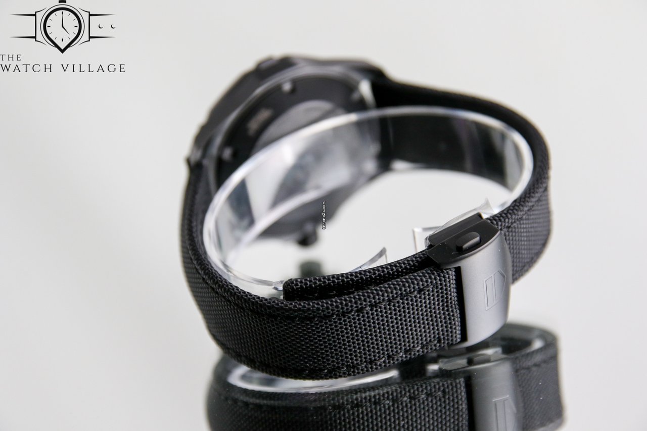 IMG_9081 TAG Heuer Mens watch Unisex Automatic Titanium WBD218A.FC6445 Replica 8