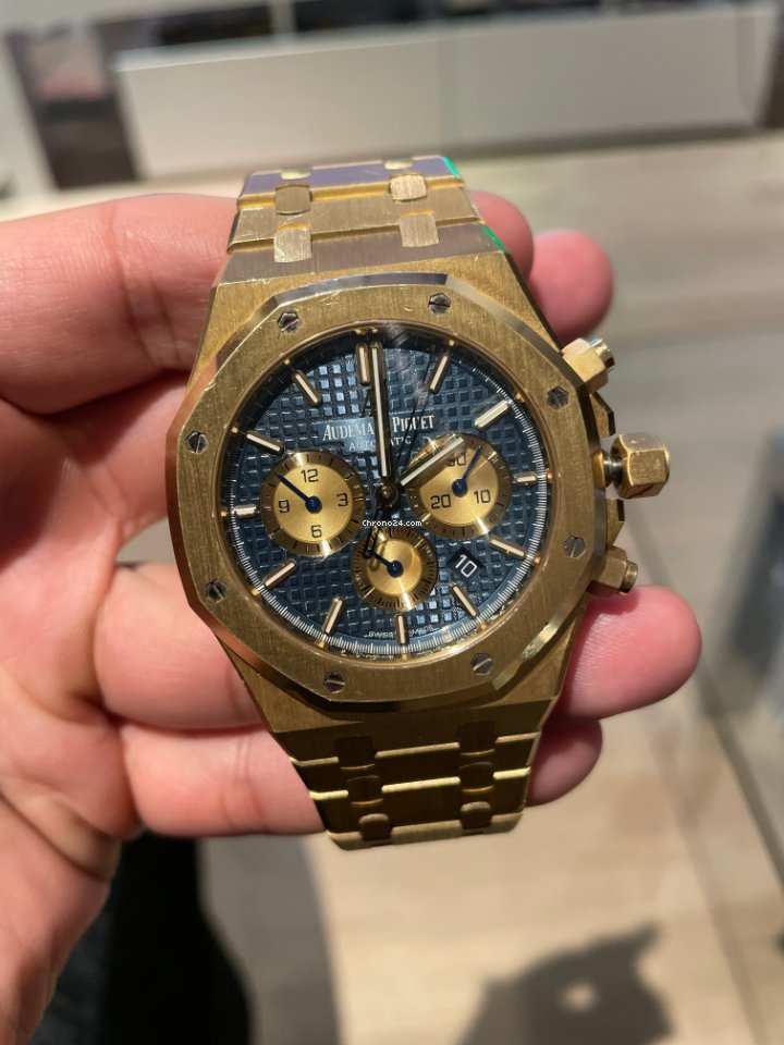 IMG_9081 Audemars Piguet Royal Oak Chronograph Mens watch Unisex Automatic Yellow gold 26331BA.OO.1220BA01 Replica 8